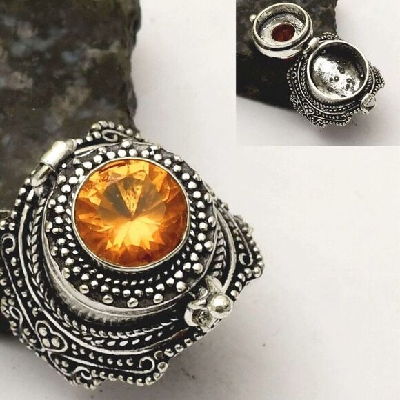 Faceted Citrine Gemstone Poison Locket Box Ring Sterling Silver Sz 9 - Picture 2 of 10